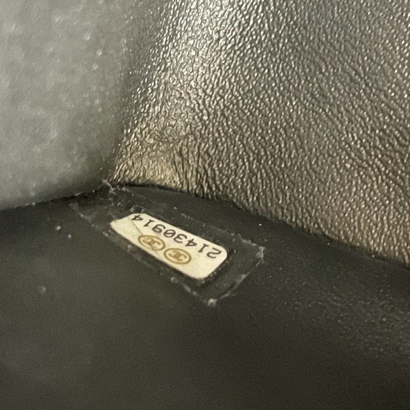 ❌SOLD❌EUC Chanel Classic Flap Mini Square Patent Black Silver HW Crossbody - Picture 11 of 16